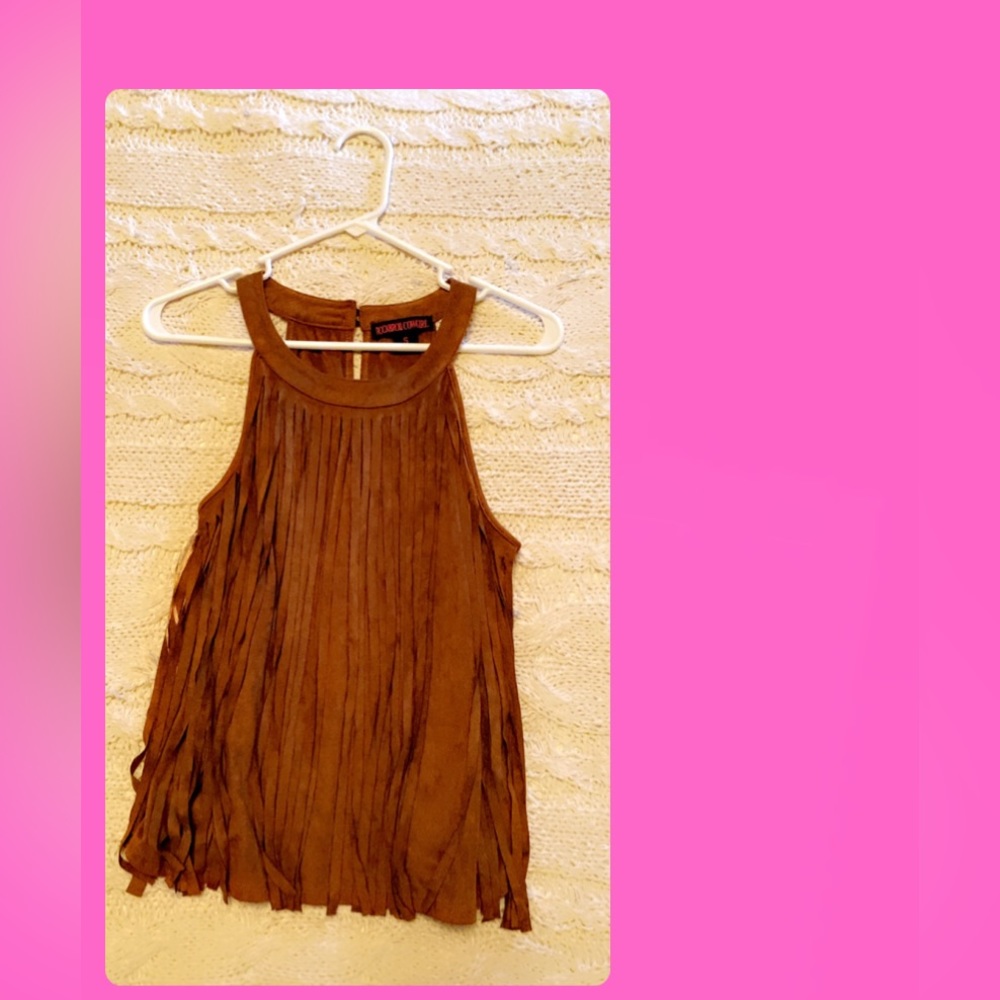 Only been worn once.